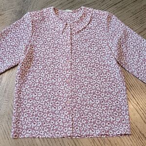 Floral button down shirt with shoulder pads size M non wrinkle